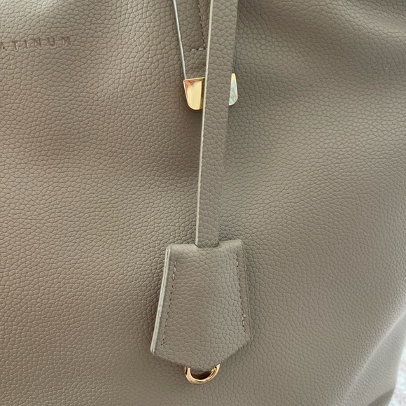 Platinum Laptop Case for 15.4" Laptop - Picture 11 of 11